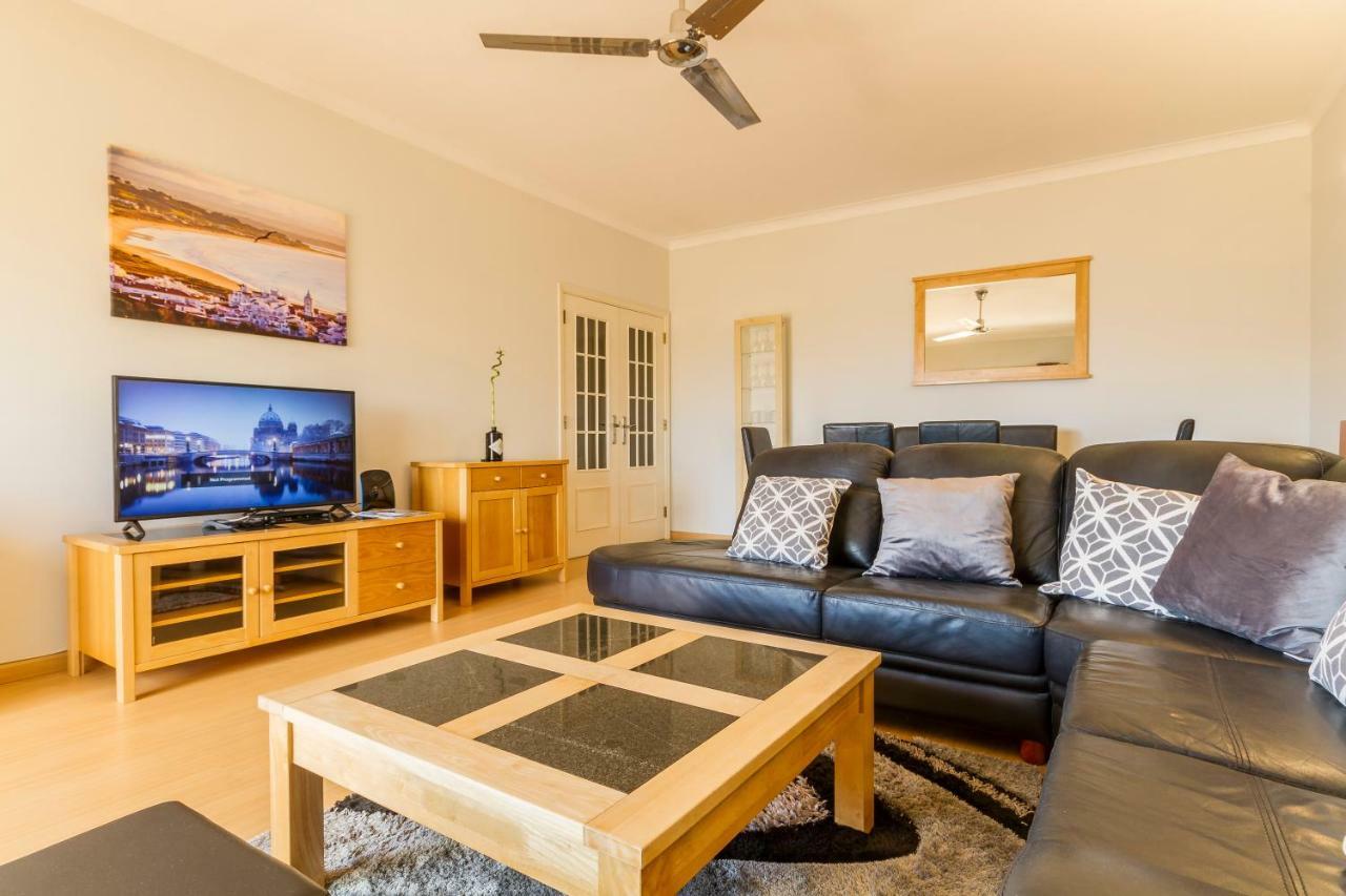The Hoffy Beach Apartment Лагуш Экстерьер фото